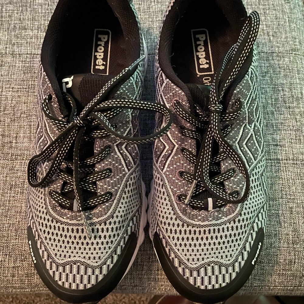 Propet Black and White Athletic Shoes - Picture 2 of 4